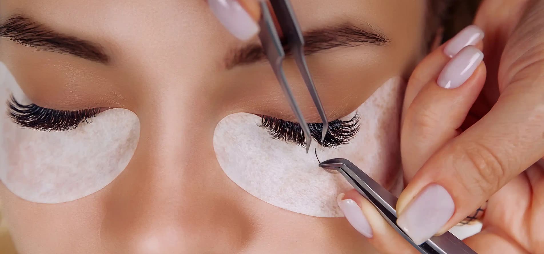 Eyelashes Extensions Permanent Makeup